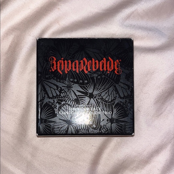 Reina Rebelde Contour Palette - Picture 1 of 4